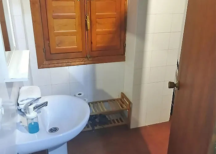 s Nahira Suites 3000